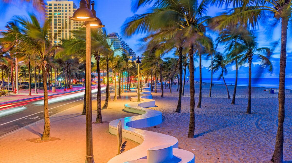 Fort Lauderdale Florida Private Investigator / Ft. Lauderdale Florida Private Investigations / Child Custody Marital Spouse Investigators Fort Lauderdale Florida / TSCM Debugging Bug Detection Sweeps FL