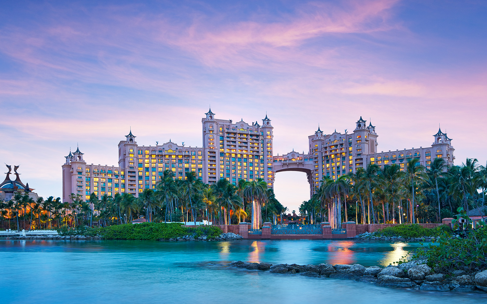 Nassau Bahamas Island Private Investigator / Nassau Bahamas Islands Private Investigations / Child Custody Marital Spousal Investigations Nassau / TSCM DeBugging Bug Detection Sweeps Nassau Bahamas