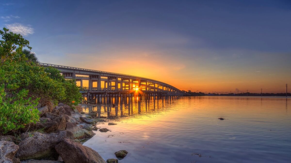 Merritt Island Private Investigations / Merritt Island FL Private Investigators / Child Custody Marital Spouse Investigators Merritt Island / TSCM Debugging Bug Detection Services